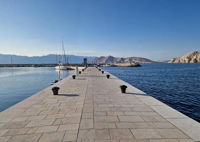 ヴィラ Katarinini Dvori バスカ